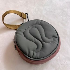 Lululemon Round Pouch